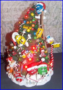 Unique M&M'S Lighted Christmas Tree By The Danbury Mint! 14x9/M&M's Decorating