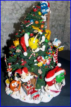 Unique M&M'S Lighted Christmas Tree By The Danbury Mint! 14x9/M&M's Decorating
