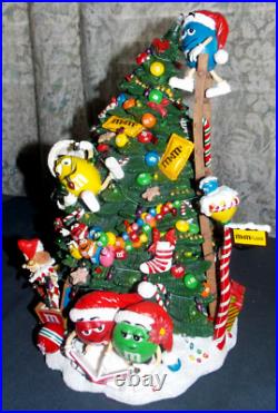 Unique M&M'S Lighted Christmas Tree By The Danbury Mint! 14x9/M&M's Decorating