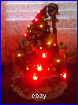 Unique M&M'S Lighted Christmas Tree By The Danbury Mint! 14x9/M&M's Decorating