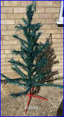 VINTAGE 1960′s SKINNY TINSEL WIRE FRAMED CHRISTMAS TREE Green Blue