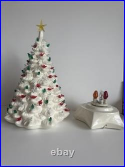 VINTAGE 19 Holland Mold Ceramic Christmas Tree White Red Birds Musical Lighted VINTAGE 19 Holland Mold Ceramic Christmas Tree White Red Birds Musical Lighted