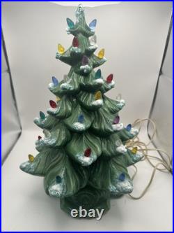 VTG 1967 Atlantic Mold Ceramic Green Christmas Tree & Base w Flocked Snow READ