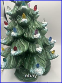 VTG 1967 Atlantic Mold Ceramic Green Christmas Tree & Base w Flocked Snow READ