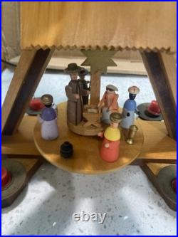 VTG Dregno 85/212 Holy Crèche Carousel Pyramid Made In East Germany Windmill IOB