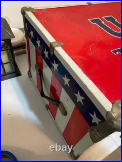 Vintage 1983 Joshua Enterprises USA Team Locker Trunk Limited Edition