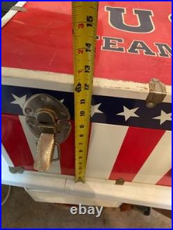 Vintage 1983 Joshua Enterprises USA Team Locker Trunk Limited Edition
