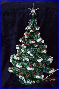 Vintage Ceramic Christmas Tree Atlantic Mold 23 Lighted