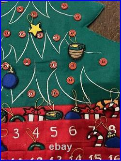 Vintage Disney Winnie the Pooh & Tigger Felt Advent Calendar 29x 20 Hanging