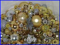 Vintage Silver Gold Christmas Xmas Wreath Ornament Metallic 18091