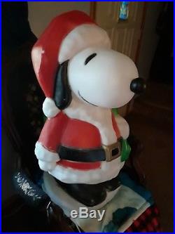 Vintage Snoopy Santa's Best Christmas Lighted Blow Mold Yard Decor 32 ht