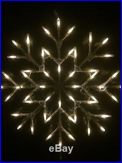 White SnowFlake Window Light 35cm X 35cm Christmas Lights Static Or Flash Option