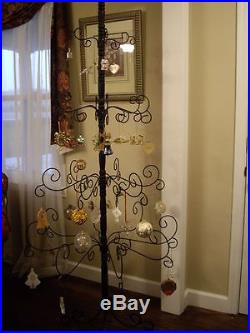 Wrought Iron Christmas Tree Wire Metal Holder Stand for Holiday Ornament Display