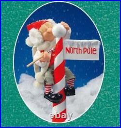 Zim’s The Elves Themselves Reggie the Elf with North Pole Christmas Figurine New